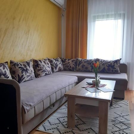 Apartman Lala Foca Eksteriør billede