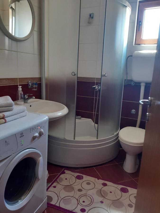 Apartman Lala Foca Eksteriør billede